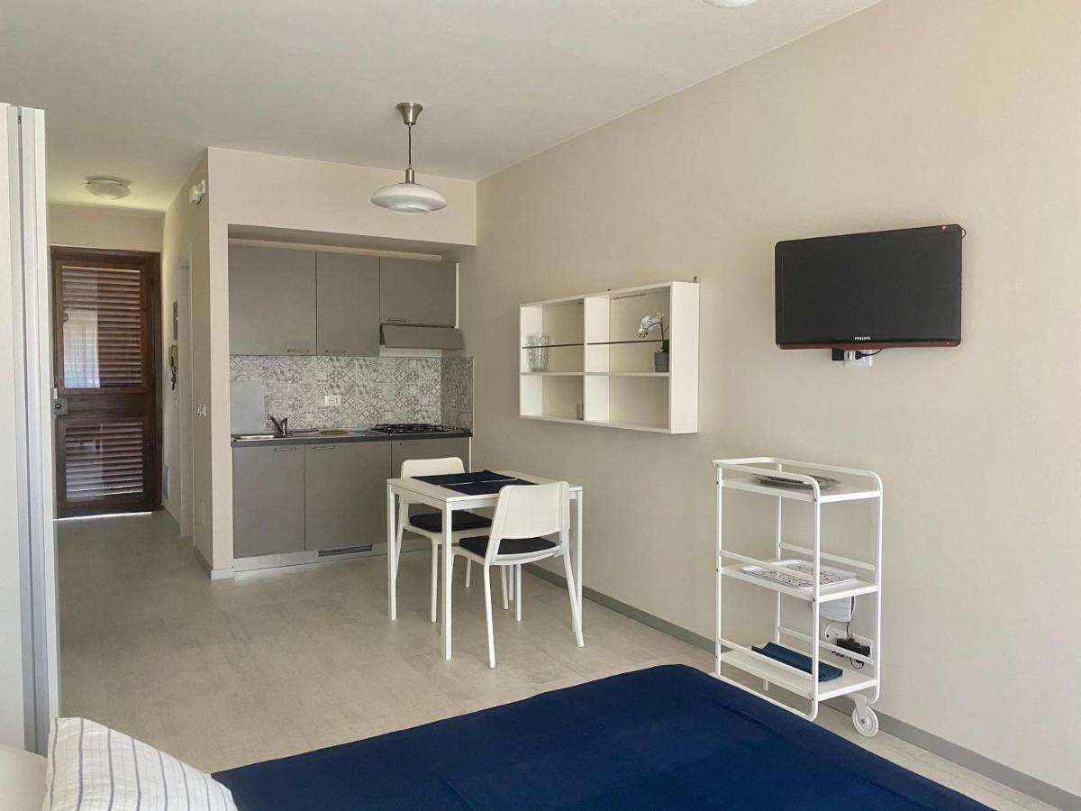 Jolly Apartments Sirmione Exterior photo