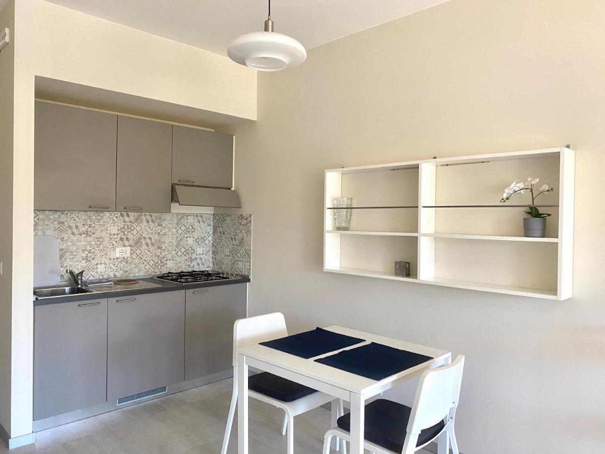 Jolly Apartments Sirmione Exterior photo