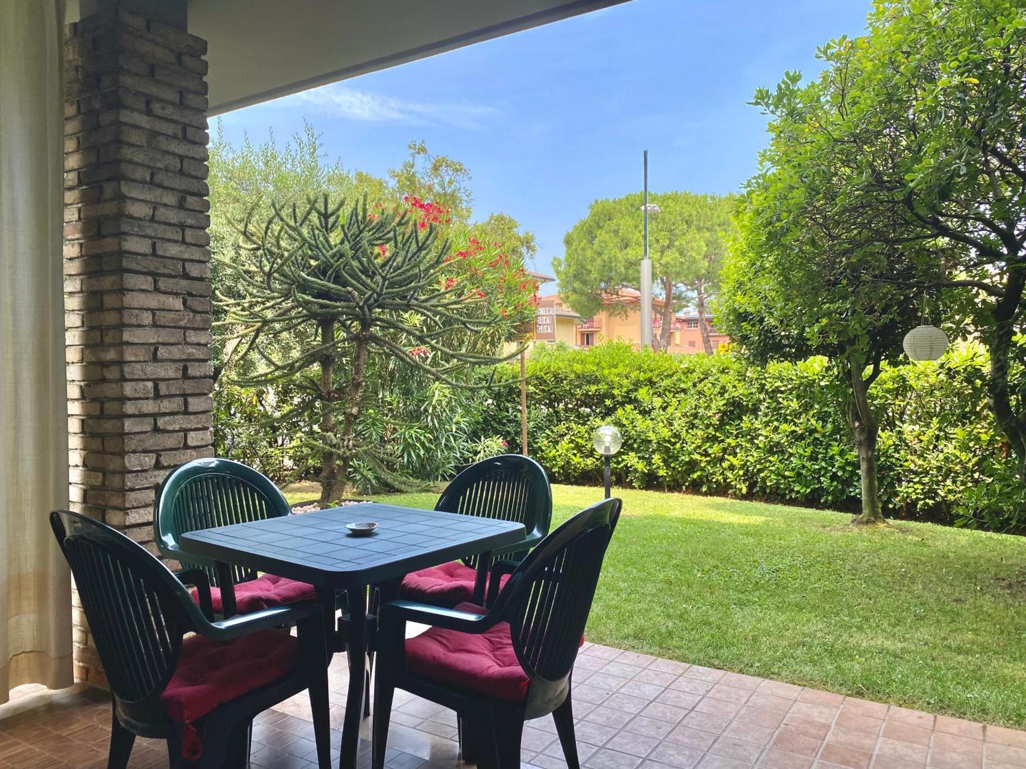 Jolly Apartments Sirmione Exterior photo